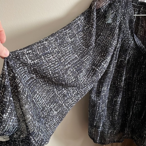 Max Studio blouse - Picture 3 of 6